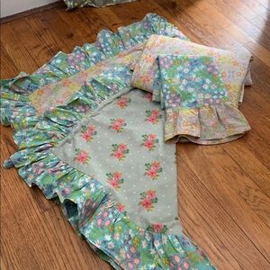 Natural Life Queen flat sheet 2 cases